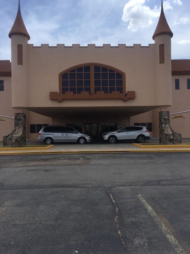 Camelot Inn Amarillo Exterior foto